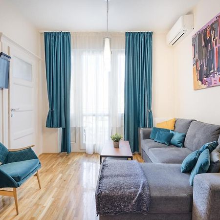 Bpr Blue Paradise Apartment With A/C ブダペスト エクステリア 写真