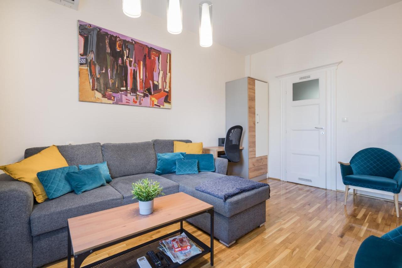 Bpr Blue Paradise Apartment With A/C ブダペスト エクステリア 写真