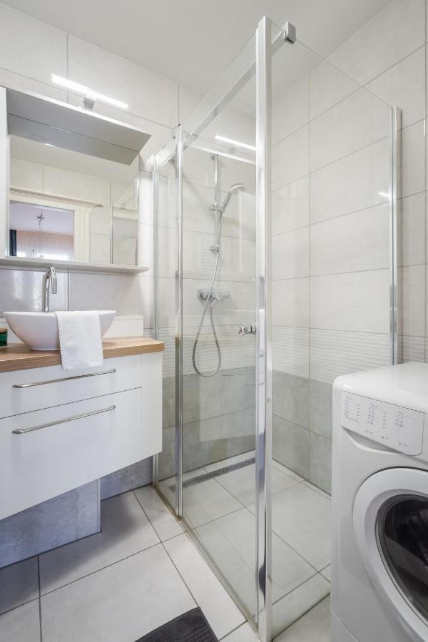 Bpr Blue Paradise Apartment With A/C ブダペスト エクステリア 写真